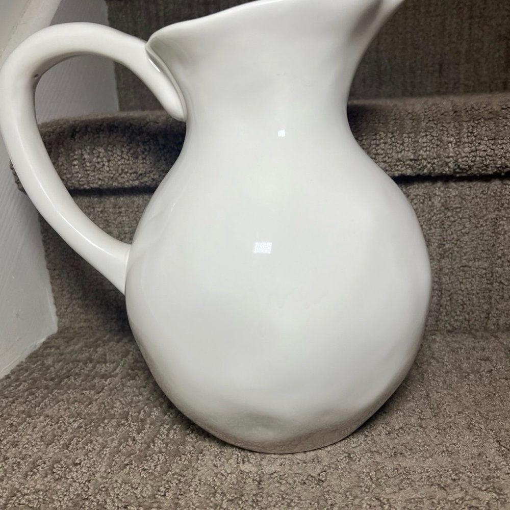 Rae Dunn Artisan Collection by Magenta - MARGARITA Serving Pitcher Jug - Ceramic - Picture 2 of 4